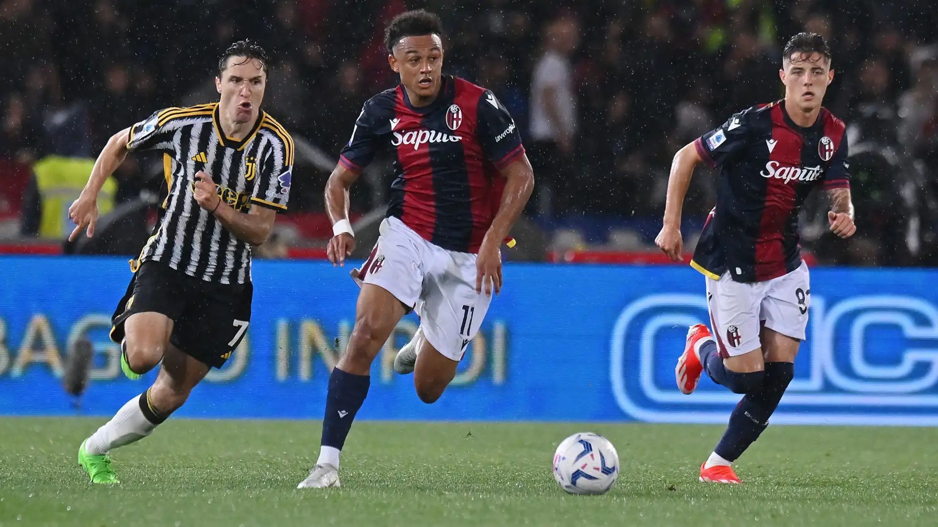 Federico Chiesa in azione in Bologna-Juventus