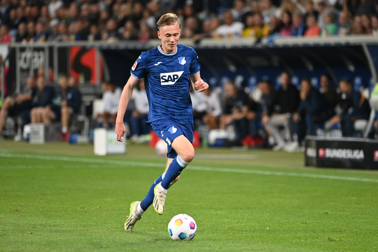 Maximilian Beier con la maglia dell'Hoffenheim